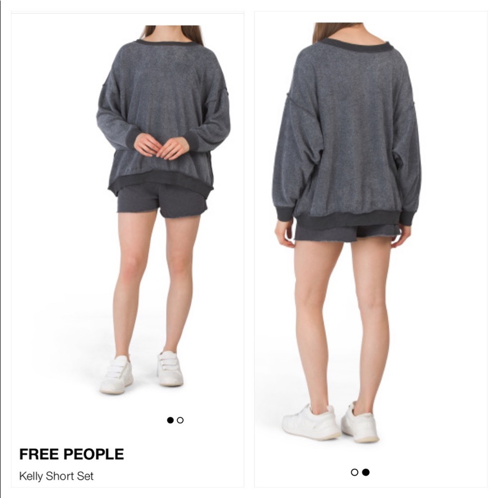 Free People Kelly Set Washed Black Very Soft and Roomy it can fit a Medium.